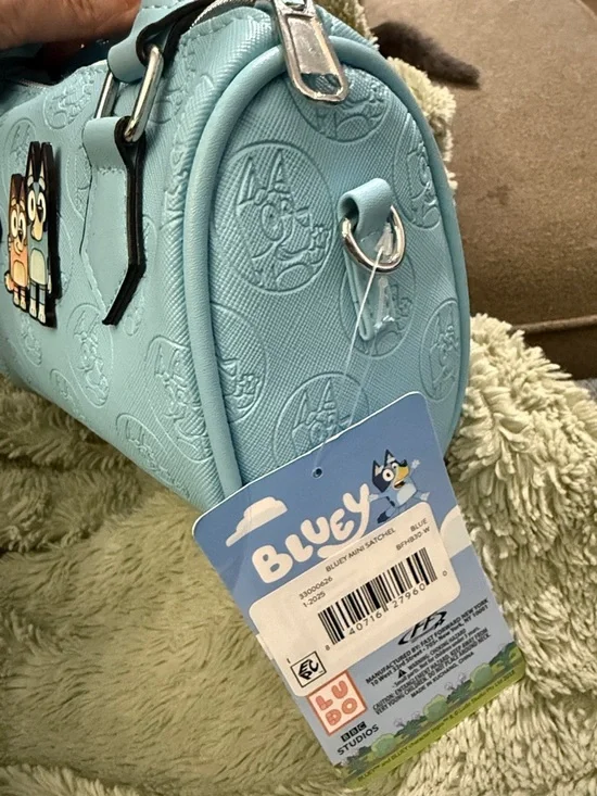 Bluey Mini Purse Leather
Crossbody for Girls Women Unisex
Cute Gift - Picture 4 of 9